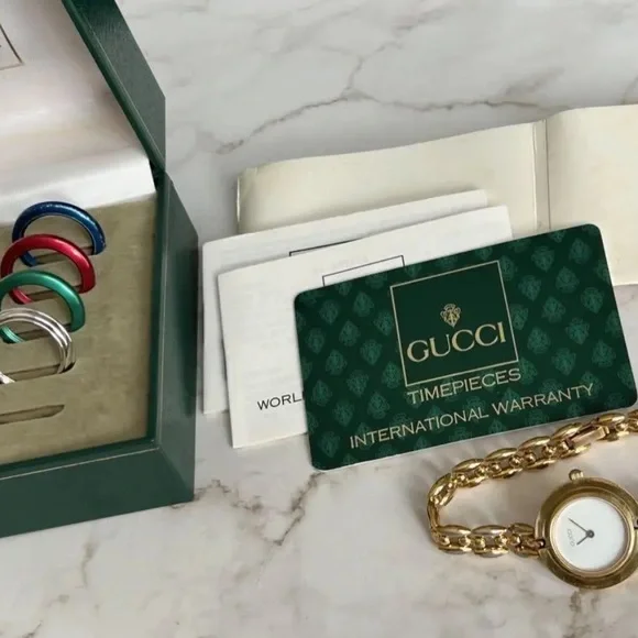 Gucci Bracelet Watch - Picture 3 of 11